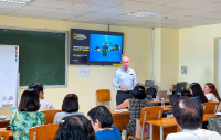 Giảng viên Khoa Ngoại ngữ cập nhật phương pháp giảng dạy hiện đại cùng chuyên gia National Geographic Learning