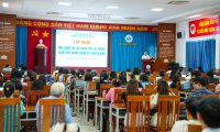 Trường Đại học Nha Trang tổ chức lớp bồi dưỡng "Ứng dụng AI trong công việc hành chính và chuyên môn"