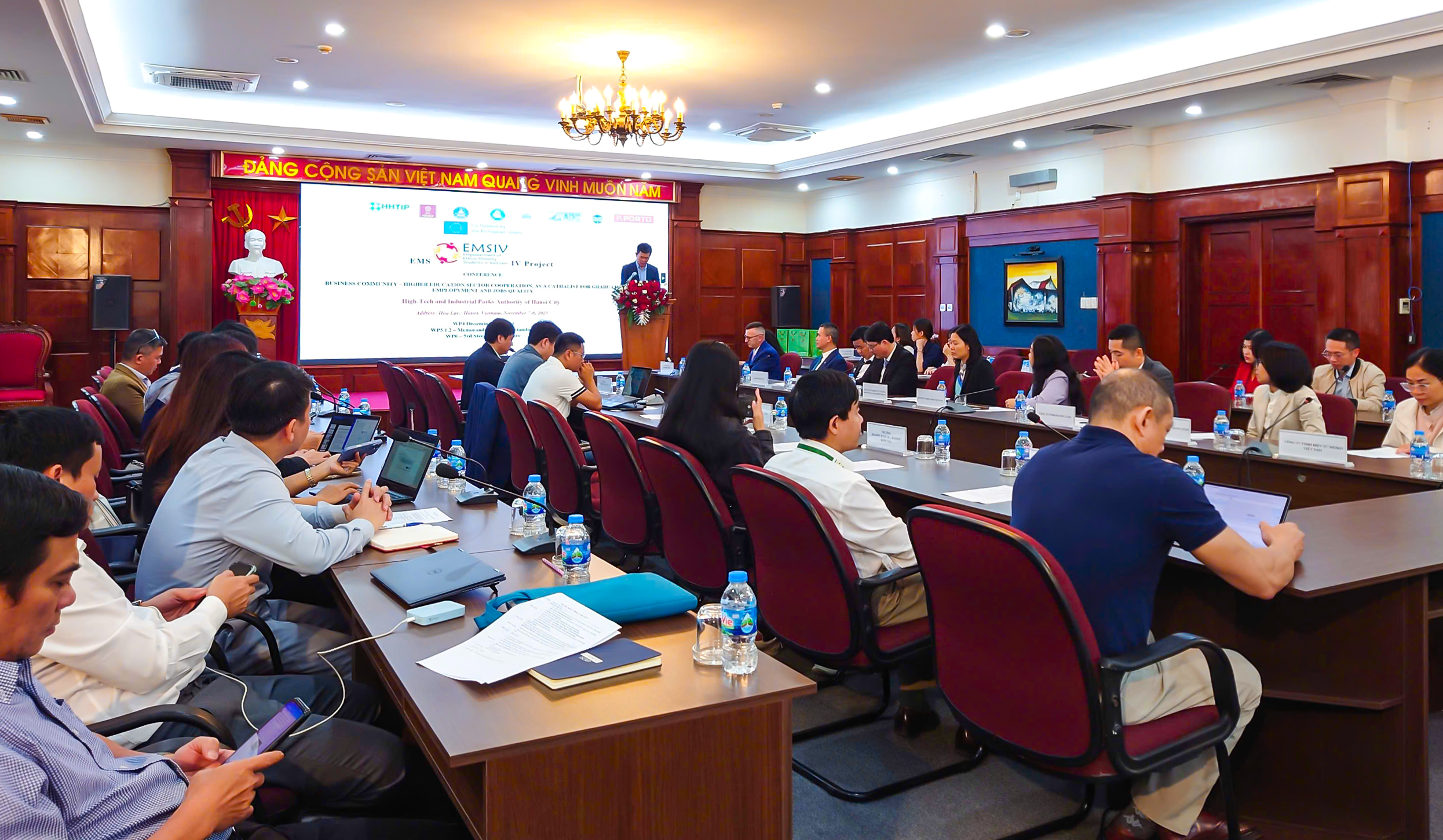 Hội thảo “Cơ hội việc làm tại Ban Quản lý các khu công nghệ cao và khu công nghiệp TP Hà Nội” trong khuôn khổ Dự án EMSIV