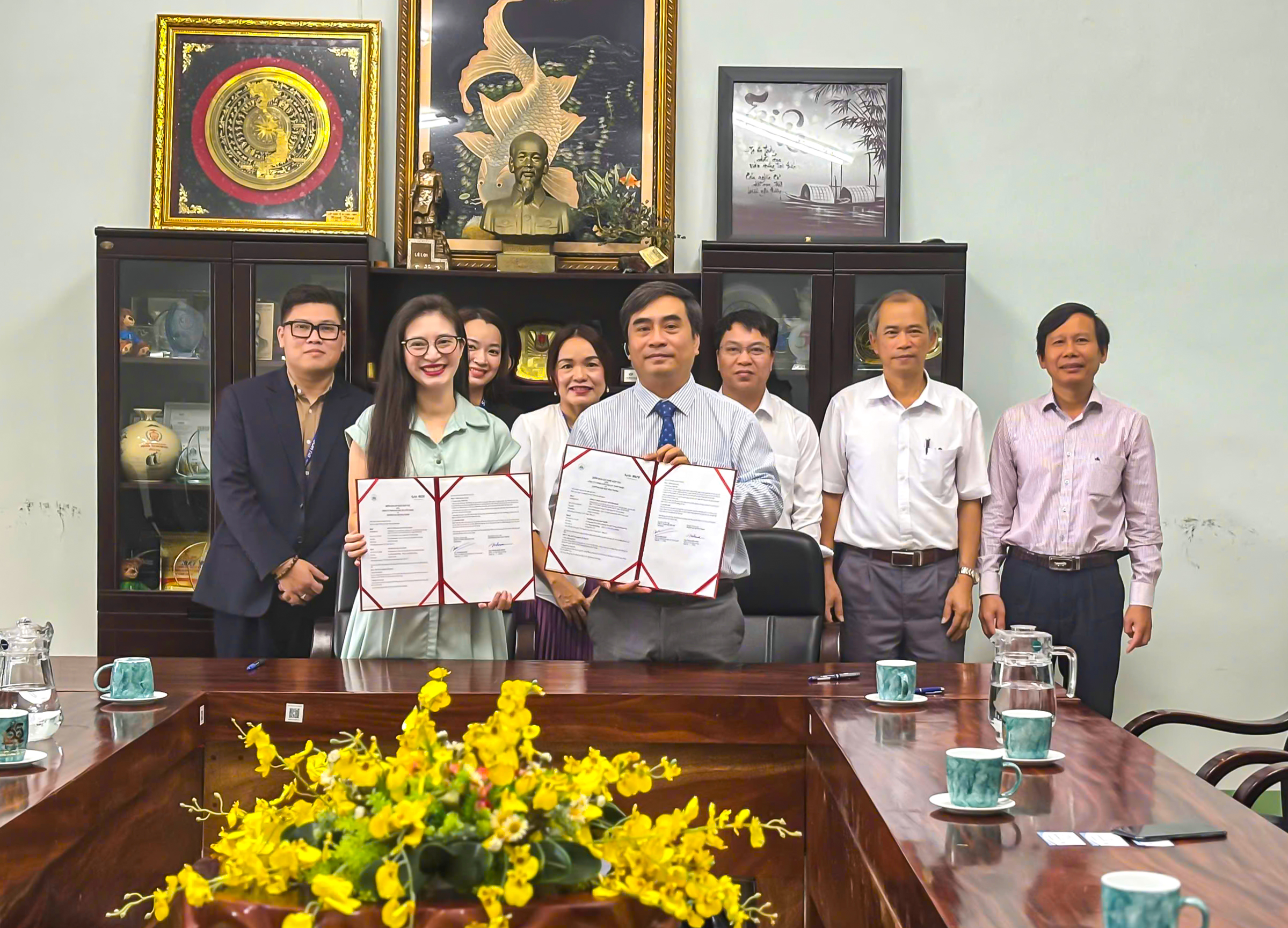 Ký kết hợp tác tổ chức kỳ thi IELTS với IDP Education (Vietnam)