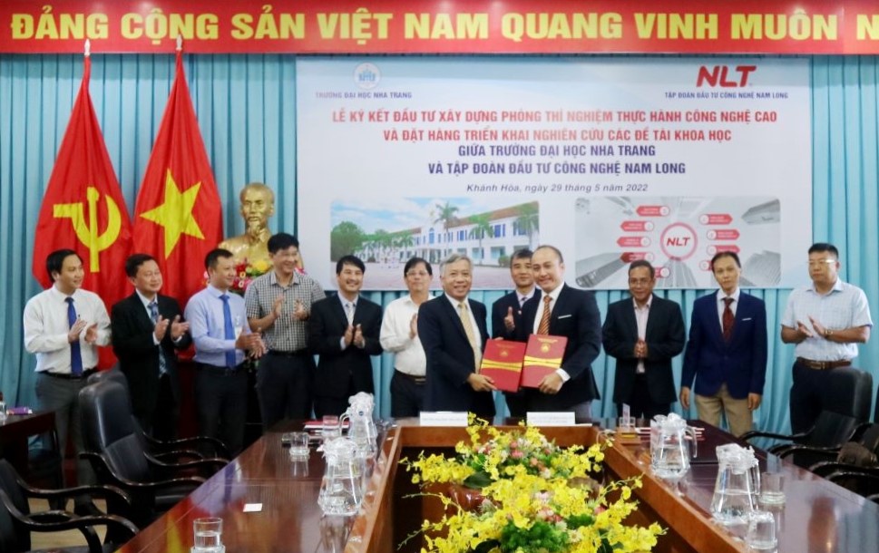 Trường ĐH Nha Trang hợp tác với Tập đoàn Đầu tư công nghệ Nam Long xây dựng phòng thí nghiệm thực hành công nghệ cao