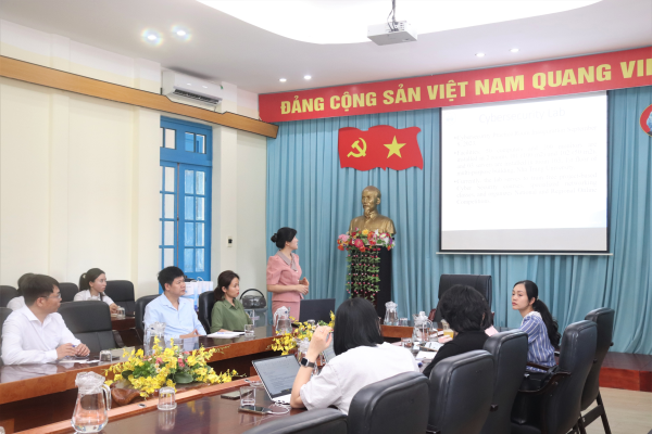 Đoàn đại diện KOICA làm việc với Trường Đại học Nha Trang về dự án xây dựng Phòng thực hành Đào tạo An ninh mạng